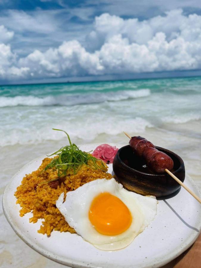 โจนีส์ บีช รีสอร์ต Hotel Balabag  ภายนอก รูปภาพ