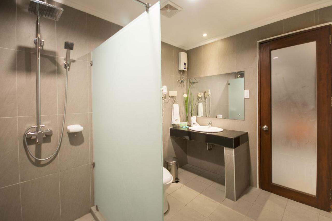 โจนีส์ บีช รีสอร์ต Hotel Balabag  ภายนอก รูปภาพ